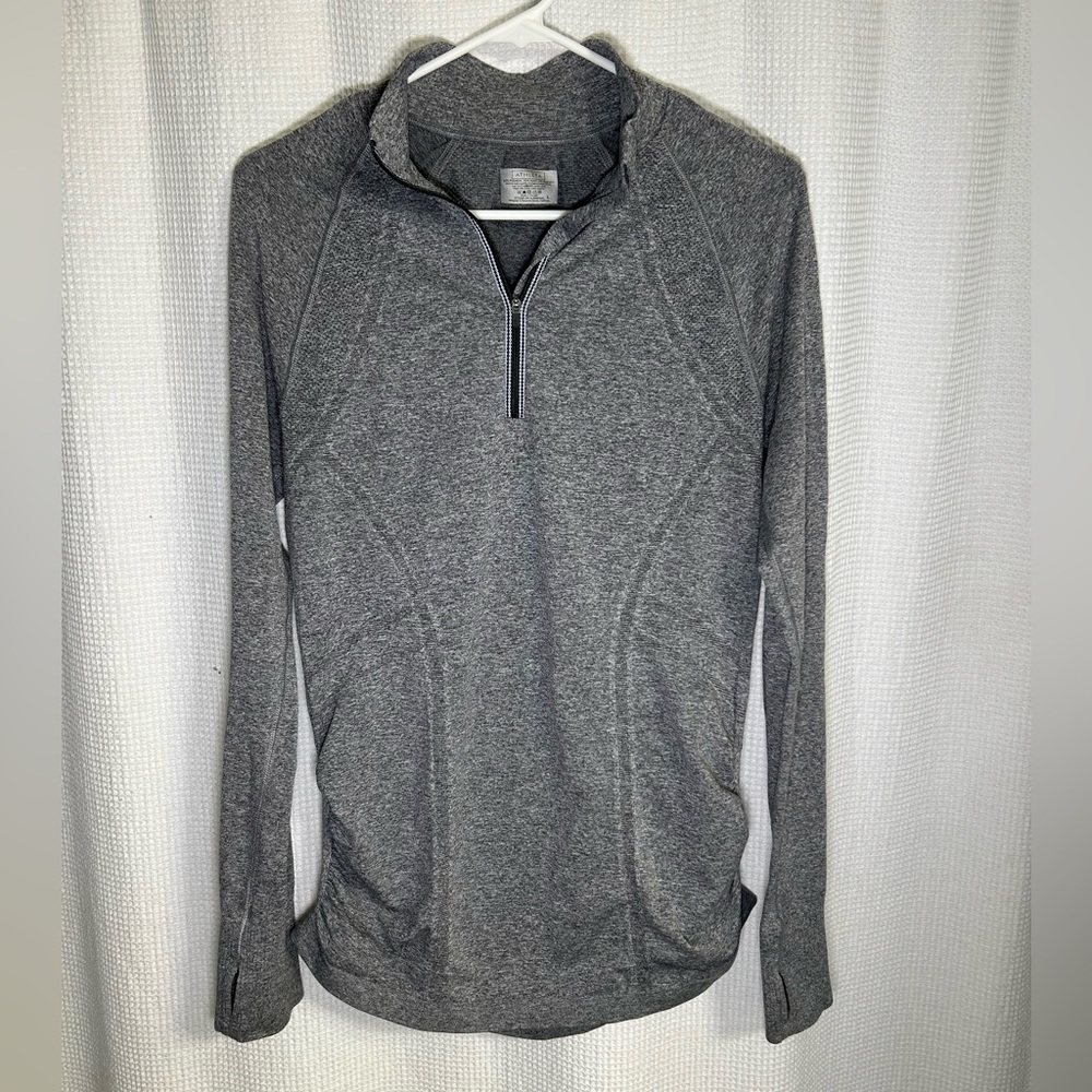 Athleta Women’s L Pullover